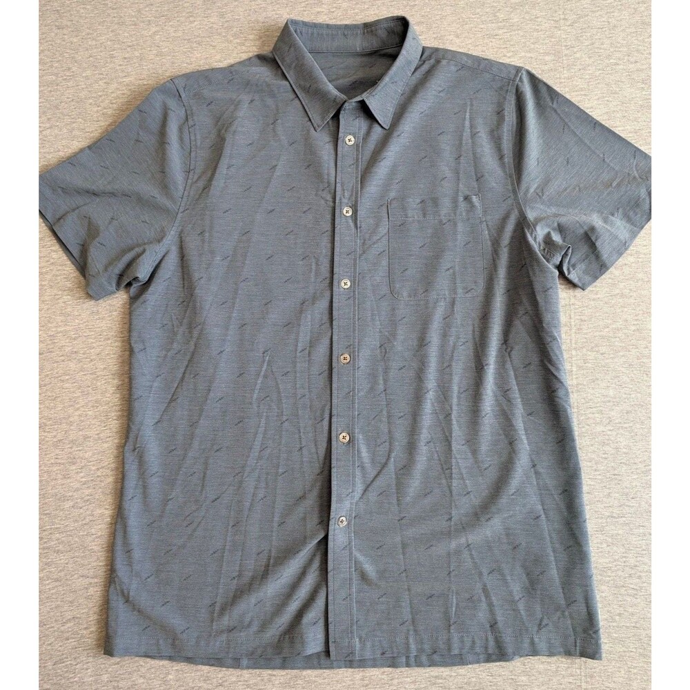 Vuori Ace Button Down Shirt Size L Blue Gray Short Sleeve Pocket